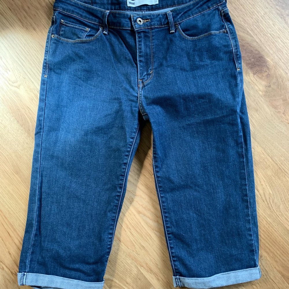 Levi's Capri Women's Denim Pants - Size 12